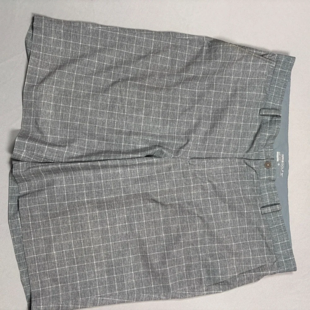 VTG Peter Millar Shorts Mens 40 Multi Color Stripe Cotton Flat Front Golf Casual